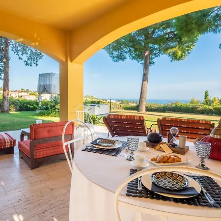 Bed & Breakfast Tra Gli Alberi E Il Mare *