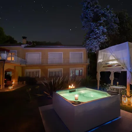 לינה וארוחת בוקר Tra Gli Alberi E Il Mare 4*