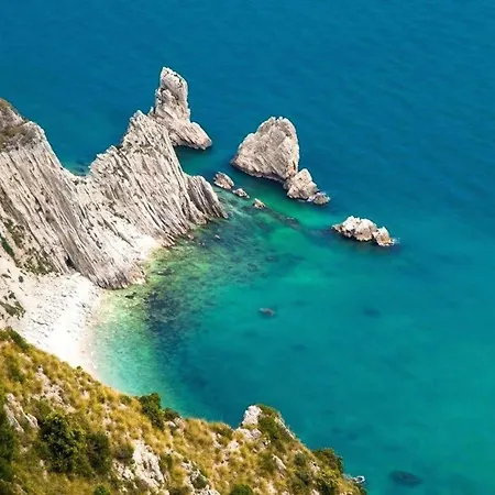 Frühstückspension Tra Gli Alberi E Il Mare