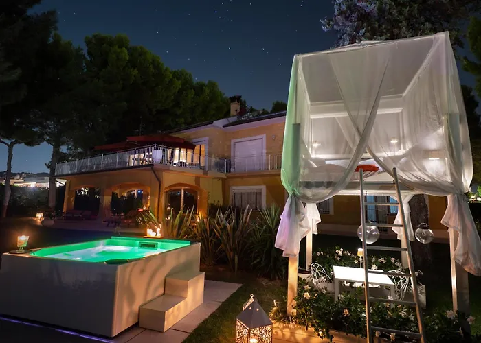 Tra Gli Alberi E Il Mare 4* Sirolo